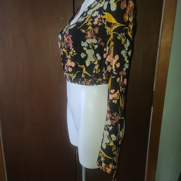 Small gypsy boho crop top - Picture 3 of 5